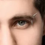 Wenkbrauw piercings overzicht